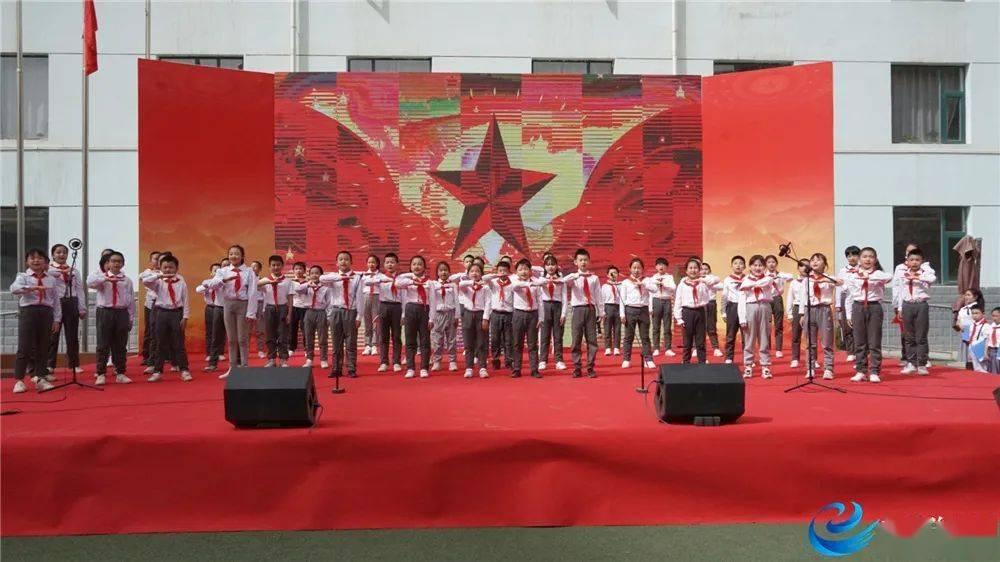 继雷克萨斯后，保时捷再现“碰撞后车门打不开”，警方公布的信息有哪些呢？游戏画面
